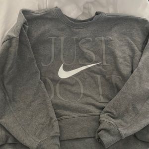 Nike dri fit sweater